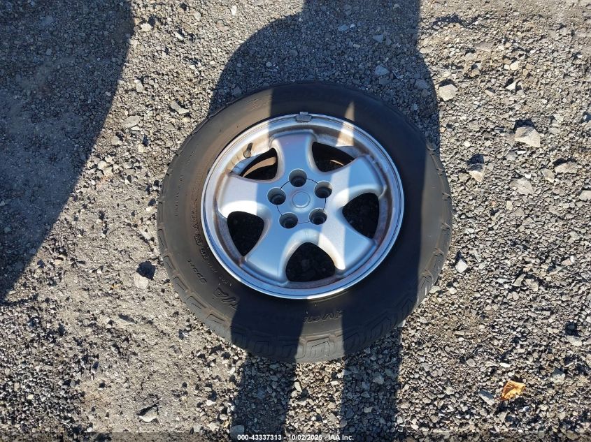 2005 Ford Taurus Se VIN: 1FAFP53285A207727 Lot: 43337313