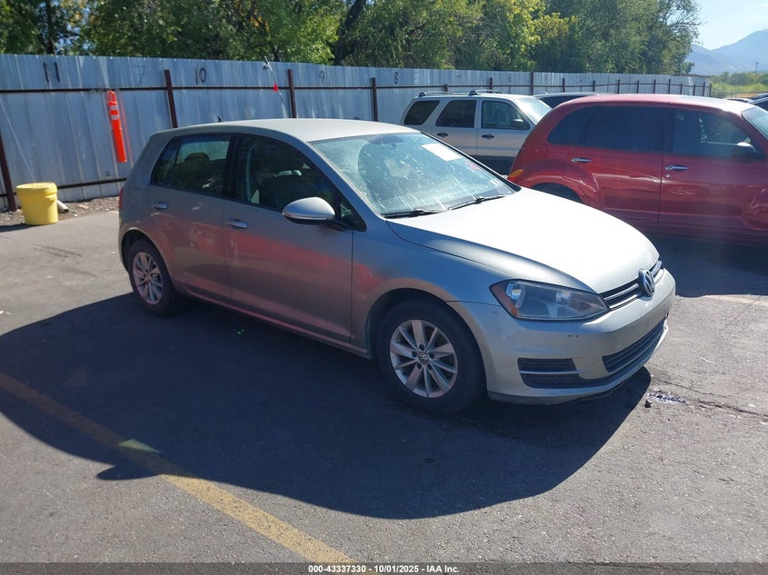 VOLKSWAGEN GOLF TSI S 4-DOOR
