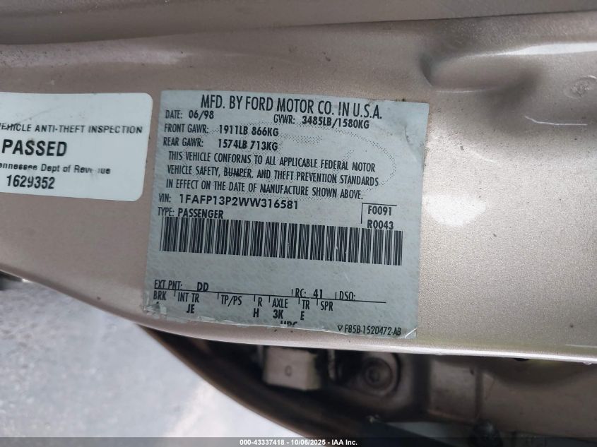 1998 Ford Escort Se VIN: 1FAFP13P2WW316581 Lot: 43337418