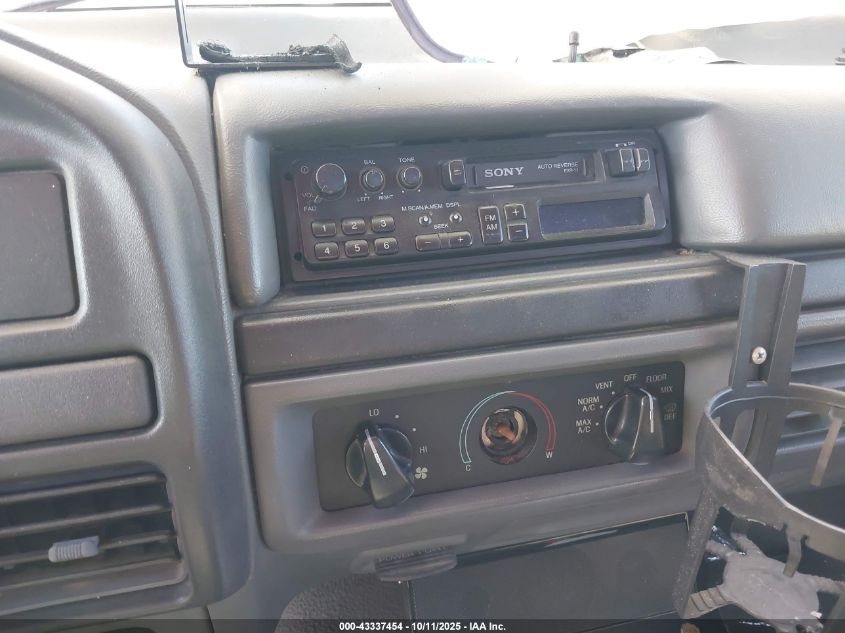 1992 Ford F250 VIN: 1FTHF25H2NLA11194 Lot: 43337454