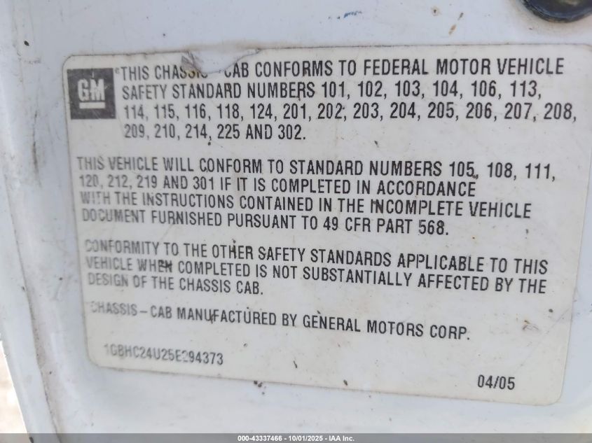 2005 Chevrolet Silverado 2500Hd Work Truck VIN: 1GBHC24U25E294373 Lot: 43337466