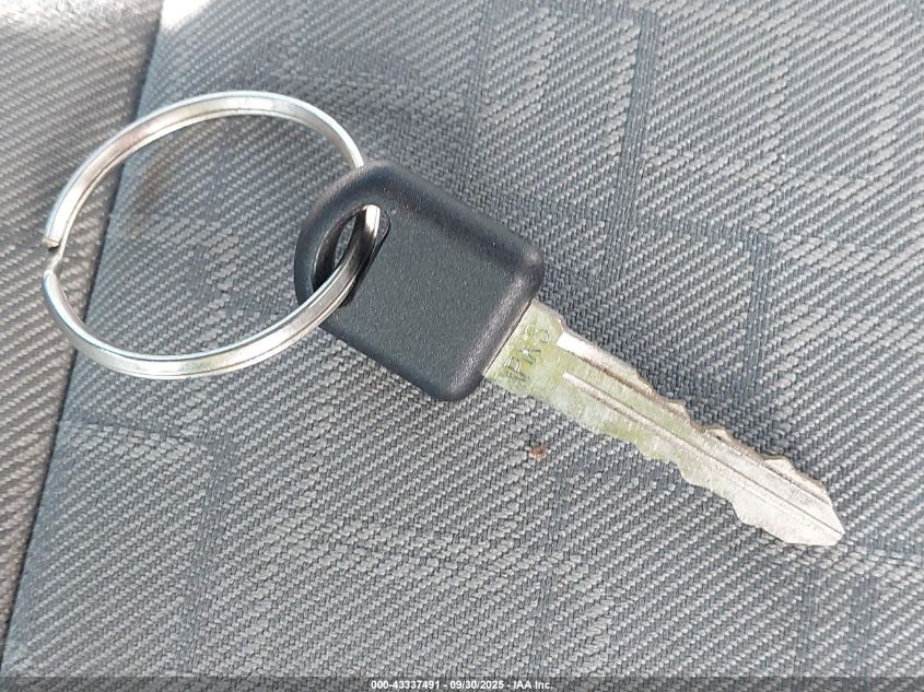 2005 Saturn Relay Fwd VIN: 5GZDV23L75D175087 Lot: 43337491