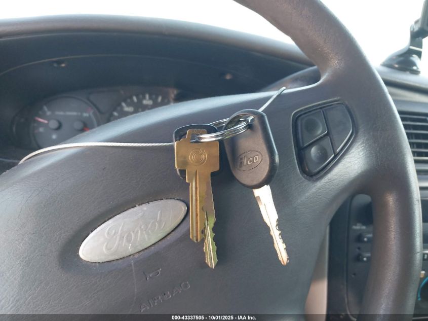 2000 Ford Taurus Lx VIN: 1FAFP5222YG249345 Lot: 43337505