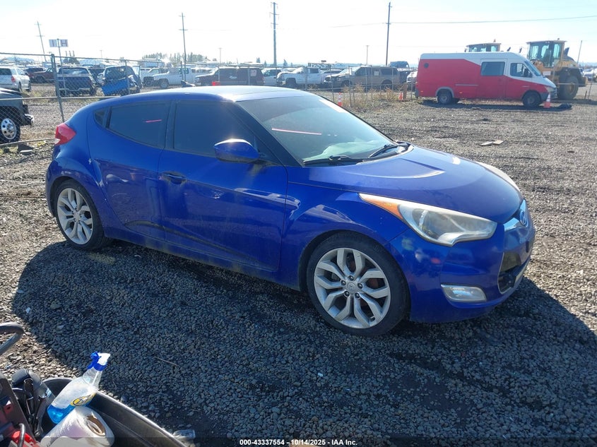 HYUNDAI VELOSTER BASE W/BLACK