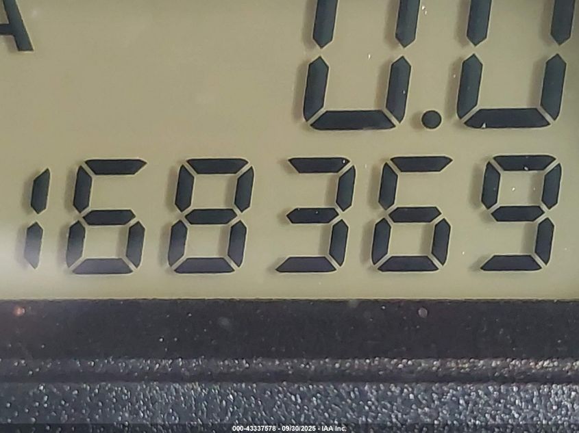 1998 Honda Accord Dx VIN: 1HGCF8642WA074285 Lot: 43337578