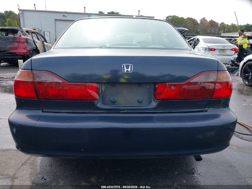 1998 Honda Accord Dx VIN: 1HGCF8642WA074285 Lot: 43337578