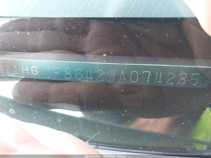 1998 Honda Accord Dx VIN: 1HGCF8642WA074285 Lot: 43337578