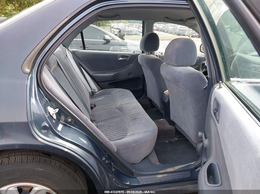 1998 Honda Accord Dx VIN: 1HGCF8642WA074285 Lot: 43337578