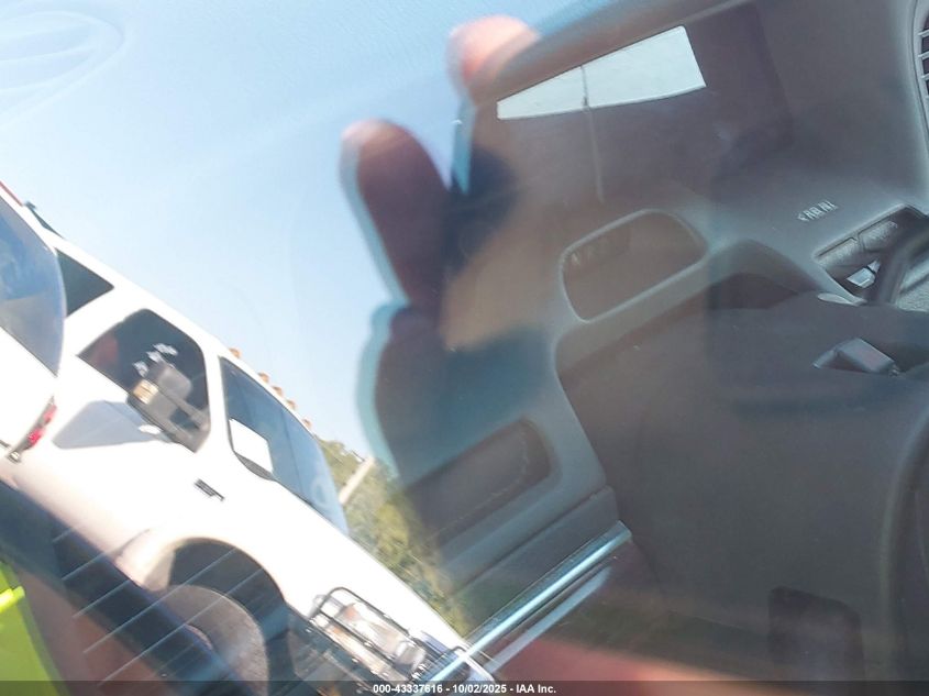 2003 Mercury Grand Marquis Ls VIN: 2MEFM75W53X662519 Lot: 43337616