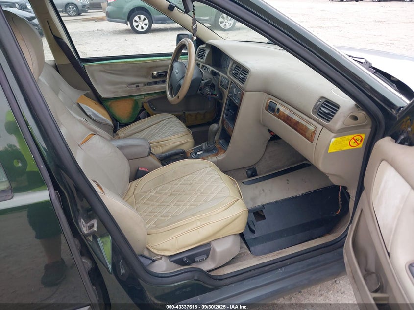 YV1LZ56D3X2608789 1999 VOLVO V70 photo no. 5