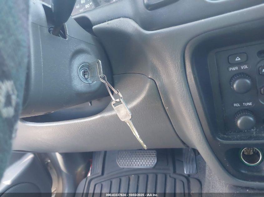 2003 Chevrolet Tracker Hard Top Zr2 VIN: 2CNBJ734636933745 Lot: 43337624