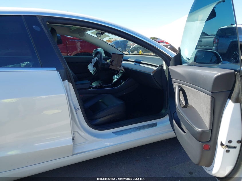5YJ3E1EB6LF619626 2020 TESLA MODEL 3 photo no. 5