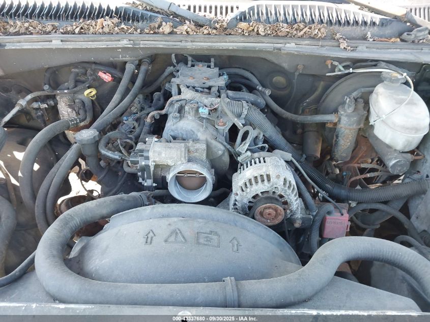 2003 Chevrolet Silverado 1500 VIN: 2GCEK19V231168008 Lot: 43337680