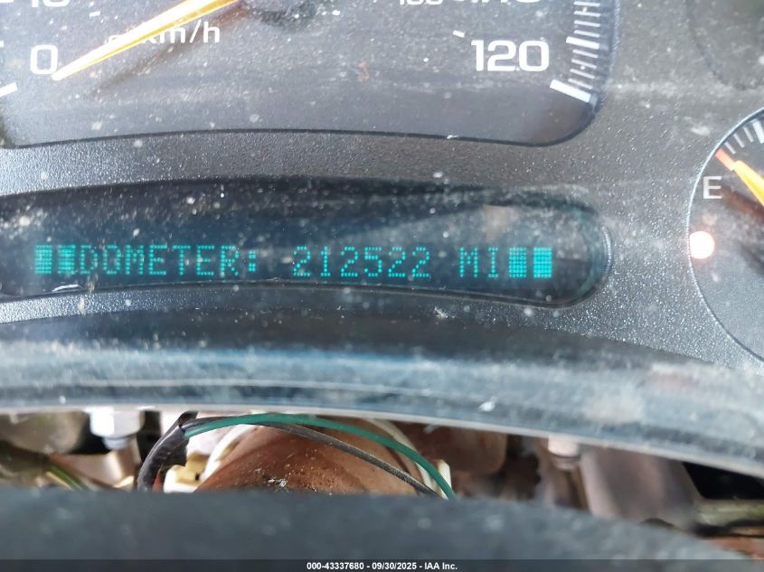 2003 Chevrolet Silverado 1500 VIN: 2GCEK19V231168008 Lot: 43337680