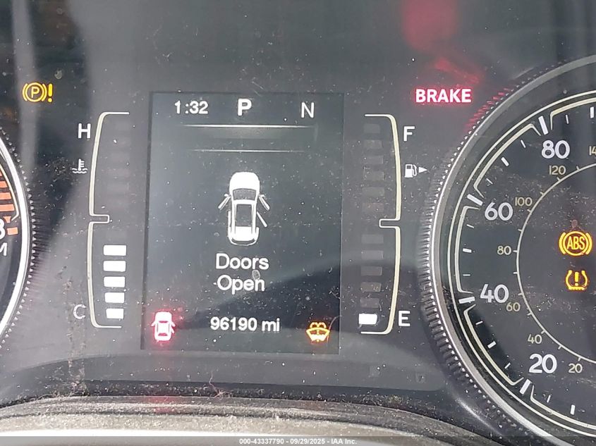 2016 Jeep Cherokee Latitude VIN: 1C4PJLCS2GW158809 Lot: 43337790