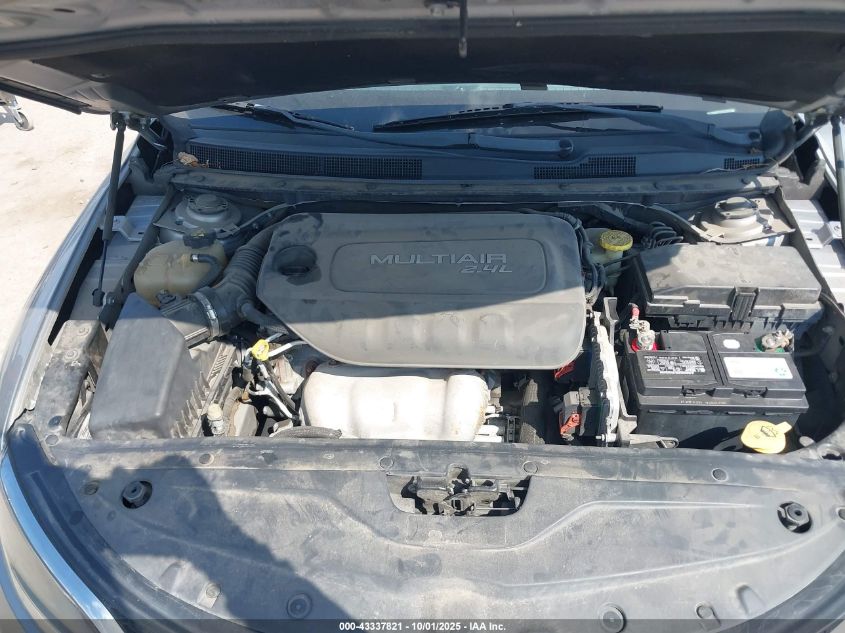 2015 Chrysler 200 Limited VIN: 1C3CCCAB2FN596640 Lot: 43337821