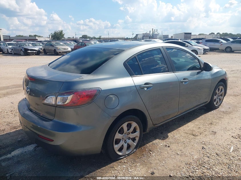 2013 MAZDA MAZDA3 I SV - JM1BL1TF1D1732028