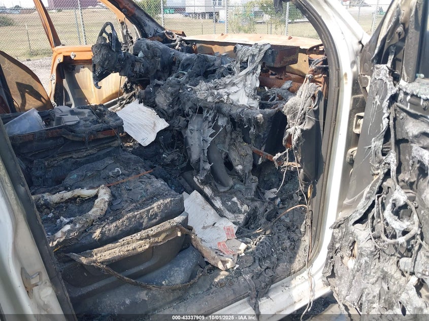 2022 RAM 2500 TRADESMAN  4X2 8' BOX 3C6UR4HJ4NG138615