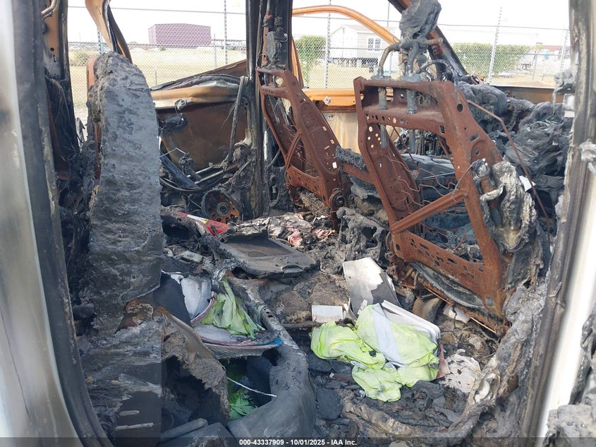 2022 RAM 2500 TRADESMAN  4X2 8' BOX 3C6UR4HJ4NG138615