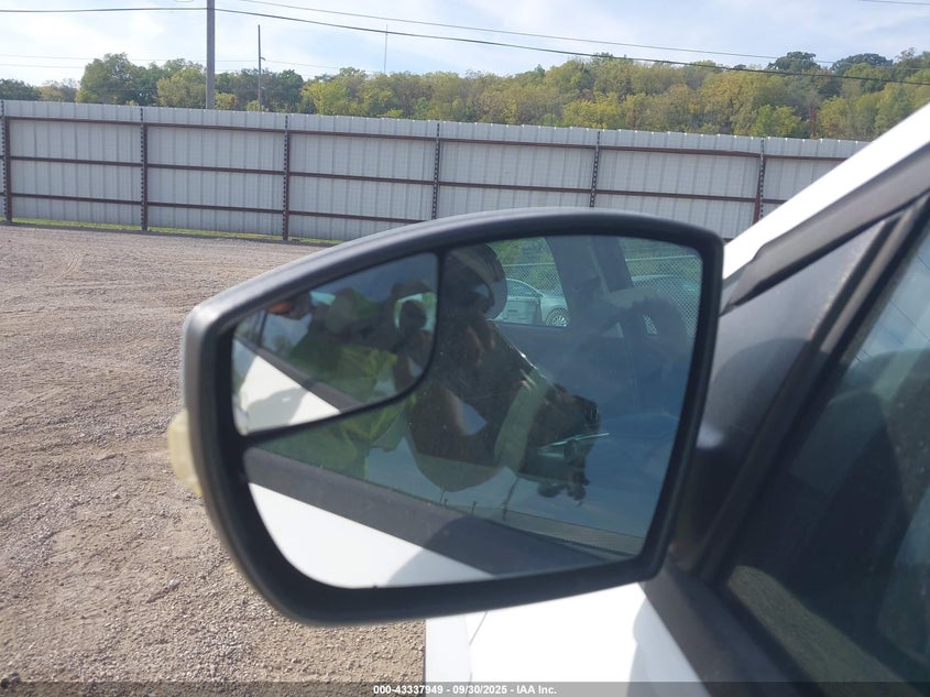 2014 FORD FOCUS SE - 1FADP3F22EL119400