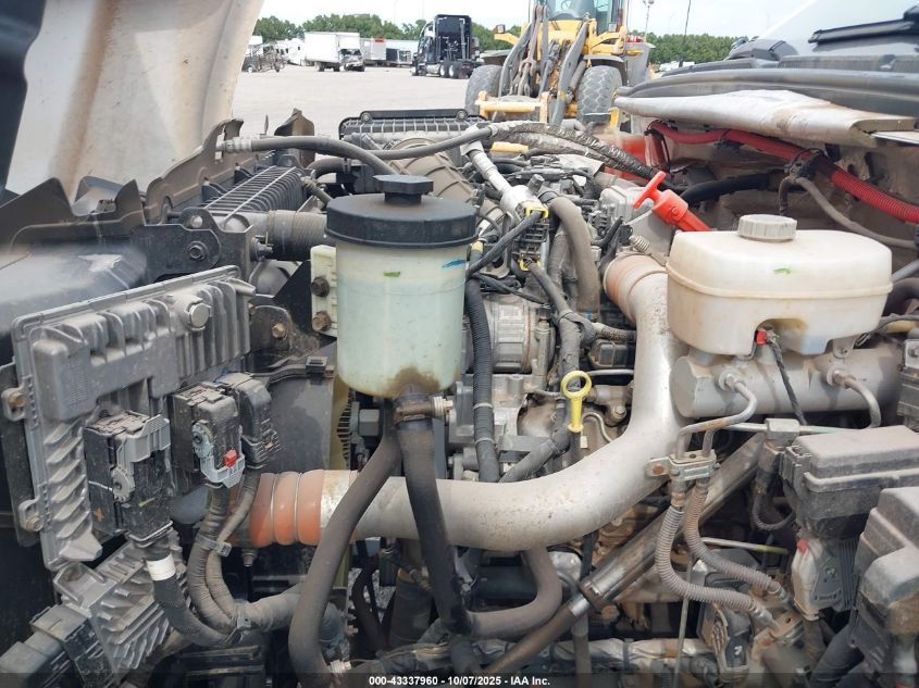 2022 Chevrolet Silverado 4500Hd 1Wt VIN: 1HTKHPVK0NH219217 Lot: 43337960