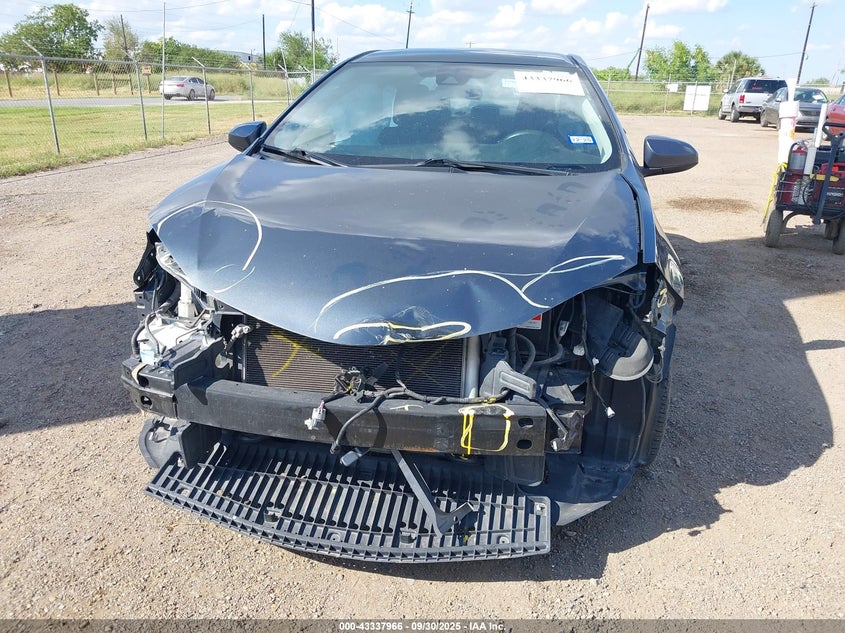 2019 TOYOTA COROLLA LE - 2T1BURHEXKC167170