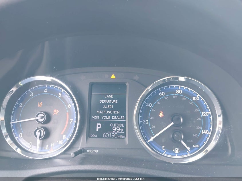 2019 TOYOTA COROLLA LE - 2T1BURHEXKC167170