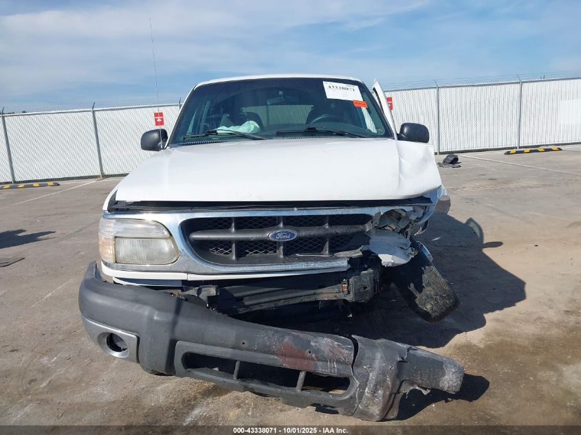 1999 Ford Explorer Eddie Bauer/Limited/Xlt VIN: 1FMZU34E1XZC03905 Lot: 43338071