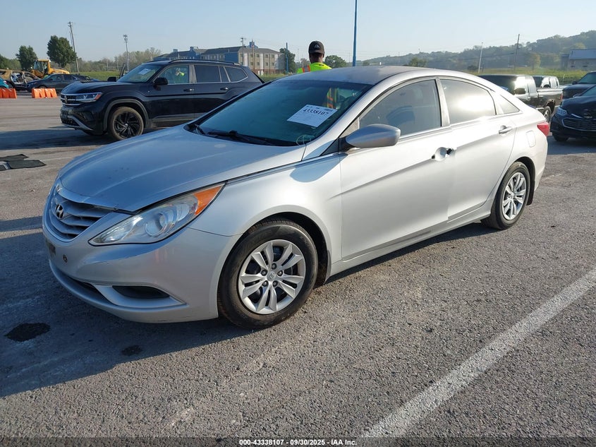 2013 HYUNDAI SONATA GLS - 5NPEB4AC6DH544382