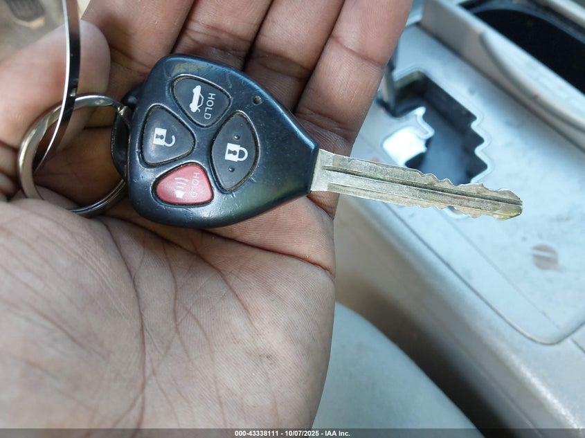 2011 Toyota Camry Le VIN: 4T1BF3EK7BU677735 Lot: 43338111