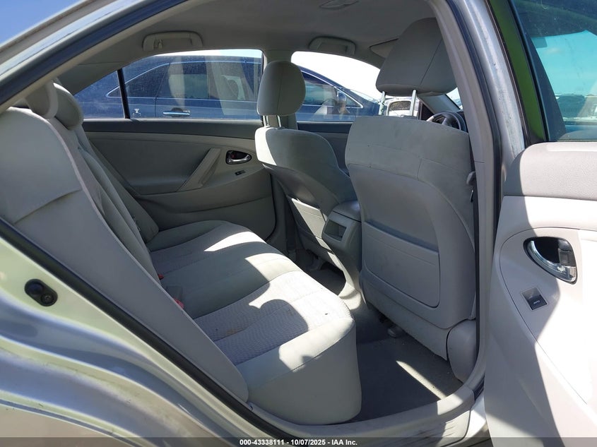 2011 Toyota Camry Le VIN: 4T1BF3EK7BU677735 Lot: 43338111