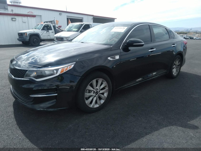 Vin: 5xxgt4l37hg133108, lot: 43832842, kia optima lx 20172