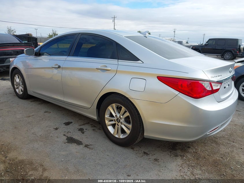 2013 HYUNDAI SONATA GLS - 5NPEB4AC3DH681294