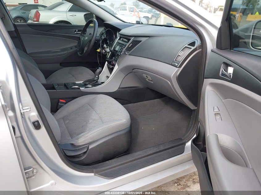 2013 HYUNDAI SONATA GLS - 5NPEB4AC3DH681294