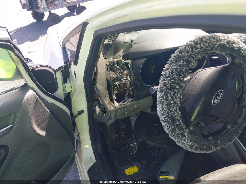 2017 Kia Forte Lx VIN: 3KPFK4A7XHE079414 Lot: 43338153