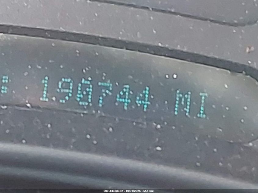 2004 Chevrolet Tahoe Z71 VIN: 1GNEK13T54R172514 Lot: 43338332