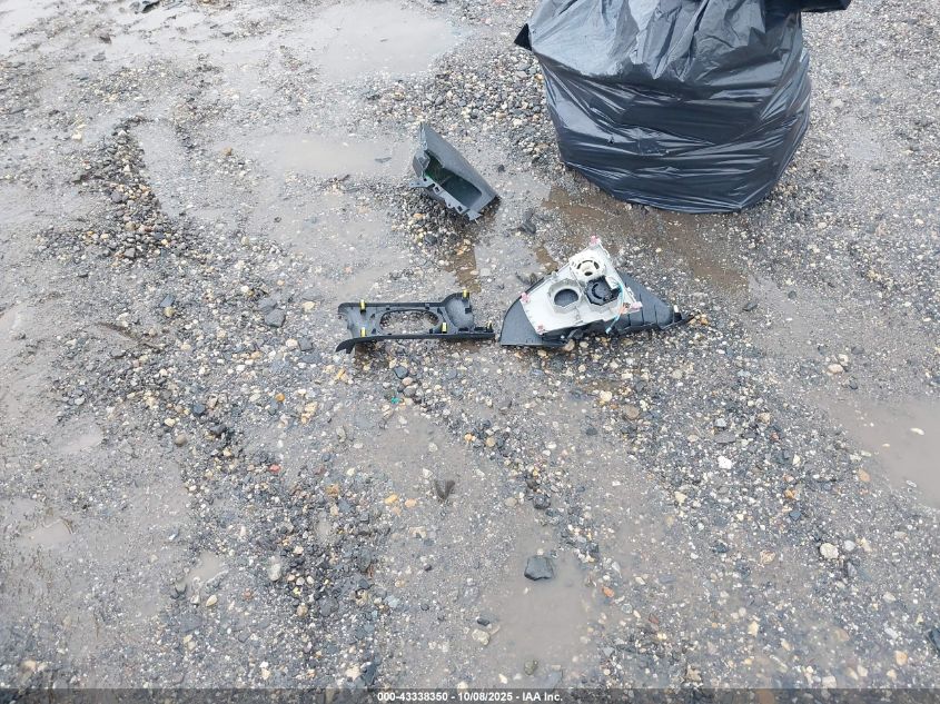 2008 Toyota Yaris VIN: JTDBT923284022260 Lot: 43338350