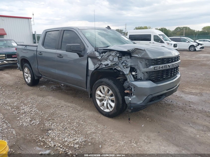 CHEVROLET SILVERADO 1500 4WD SHORT BED CUSTOM
