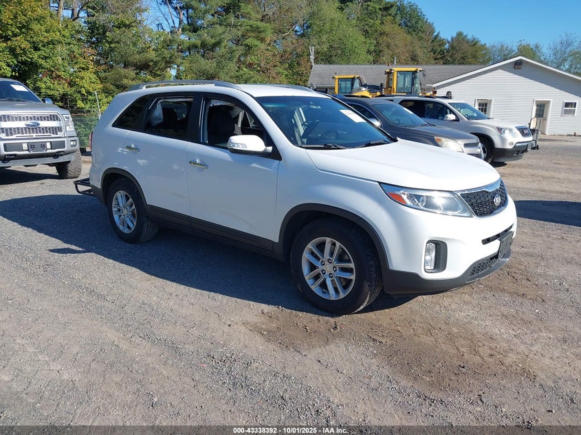 2014 KIA SORENTO LX - 5XYKT4A66EG463515