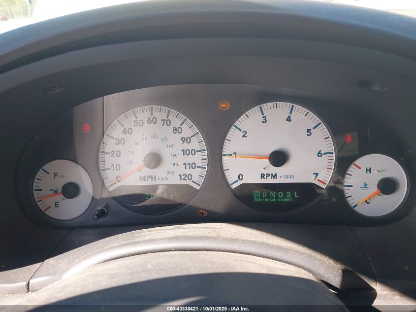 2005 Dodge Grand Caravan Se VIN: 1D4GP24RX5B424766 Lot: 43338421