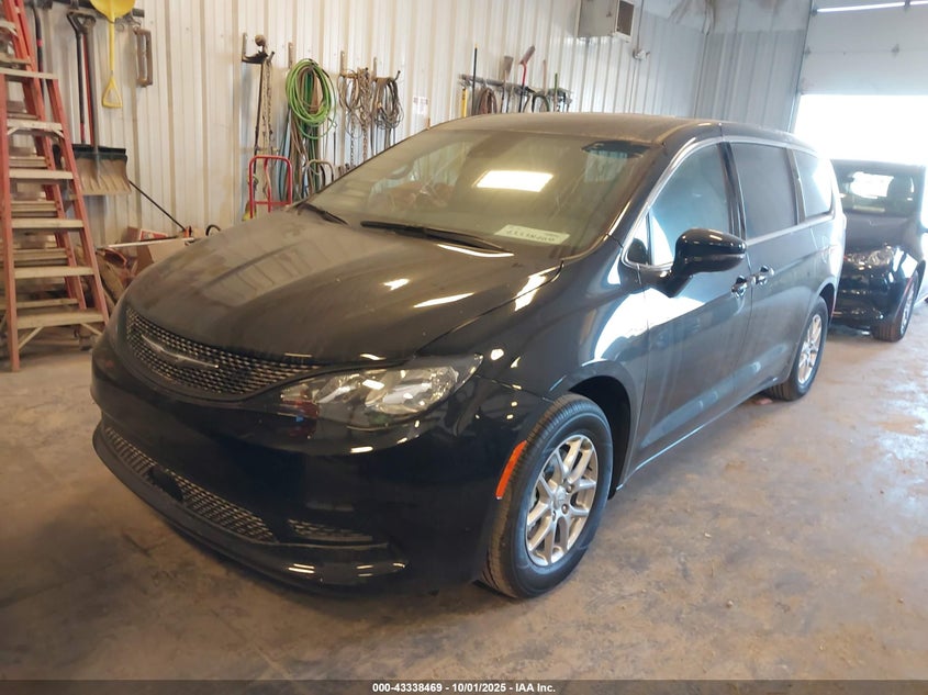 2C4RC1CG1TR169905 2026 CHRYSLER VOYAGER photo no. 4
