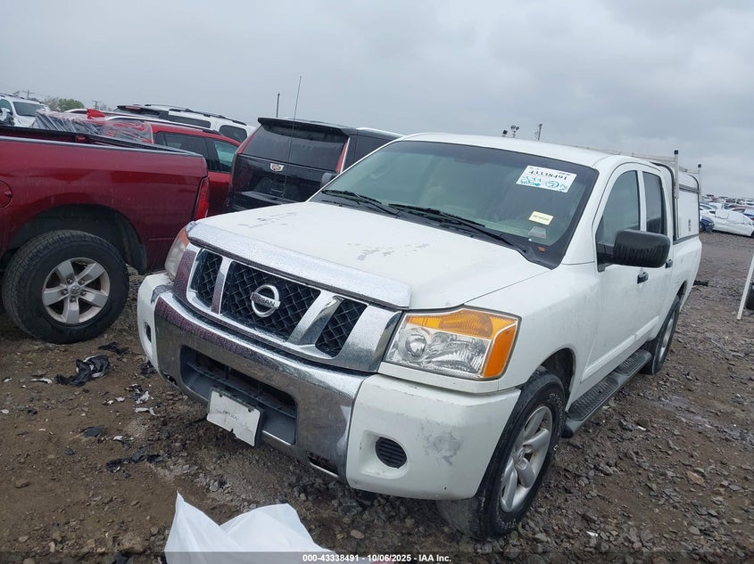 1N6BA0EK2EN502760 2014 NISSAN TITAN photo no. 2