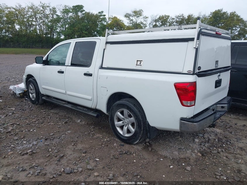 1N6BA0EK2EN502760 2014 NISSAN TITAN photo no. 3