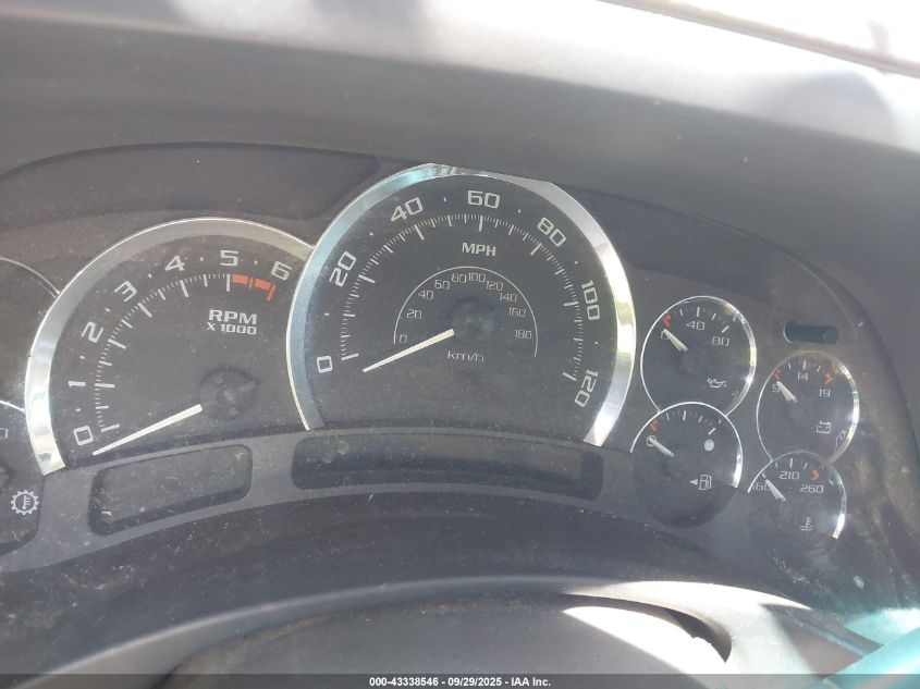 2005 Cadillac Escalade Standard VIN: 1GYEC63T45R152012 Lot: 43338546