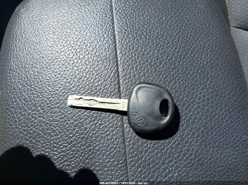 2013 Kia Sorento Lx VIN: 5XYKT3A1XDG379050 Lot: 43338557