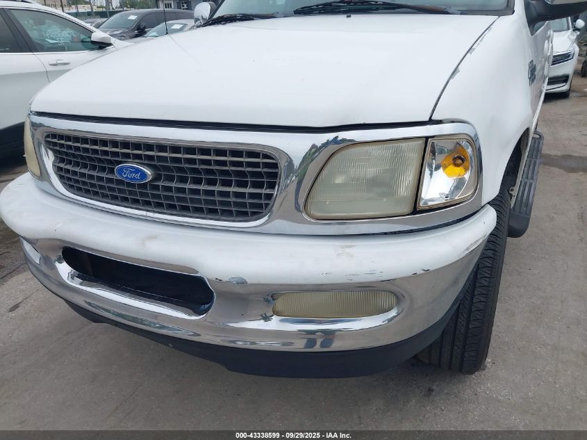 1998 Ford Expedition Eddie Bauer/Xlt VIN: 1FMPU18LXWLB50319 Lot: 43338599