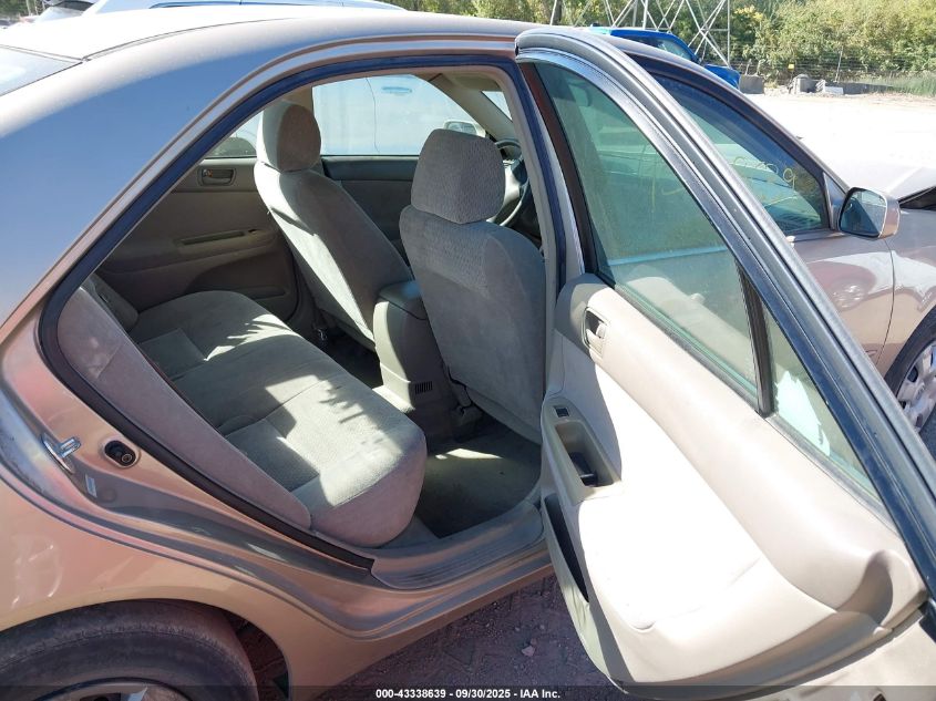 2002 Toyota Camry Le VIN: 4T1BE32K52U517053 Lot: 43338639