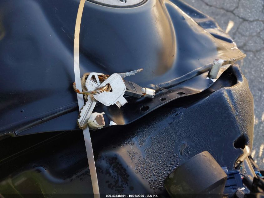 2020 Yamaha Yzfr6 VIN: JYARJ28EXLA006124 Lot: 43338661