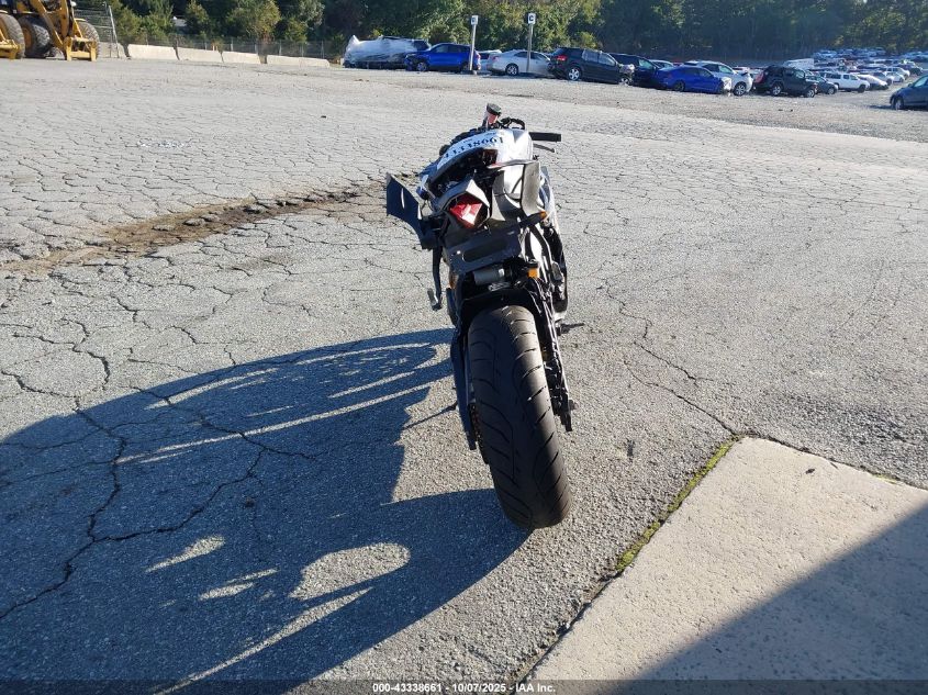 2020 Yamaha Yzfr6 VIN: JYARJ28EXLA006124 Lot: 43338661