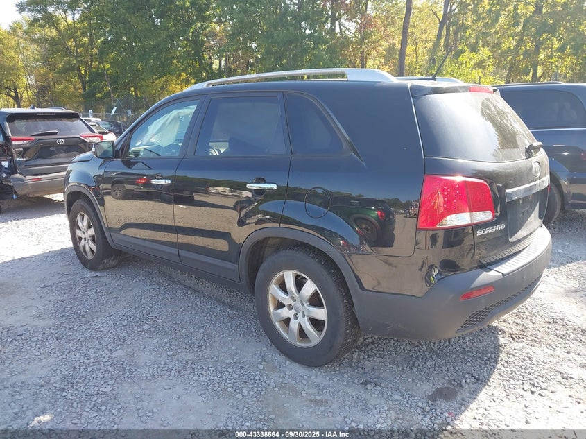 2013 KIA SORENTO LX 5XYKT3A6XDG416965